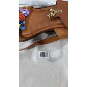 Mariella Geniune Leather 3D Floral Tan Wedge Sandals Size: 9